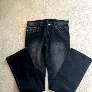 Daisy Fuentes NWOT  jeans size 2, ,dark blue distressed look, Vintage design!